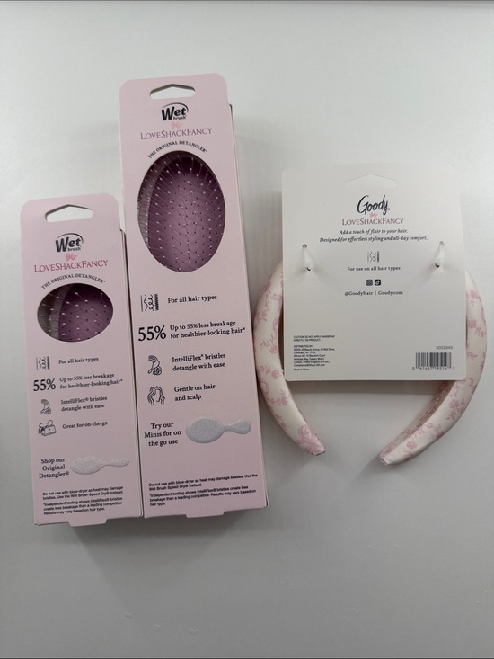 LoveShackFancy Set Pink Floral Coquette Detangler Brush Duo with Padded Headband